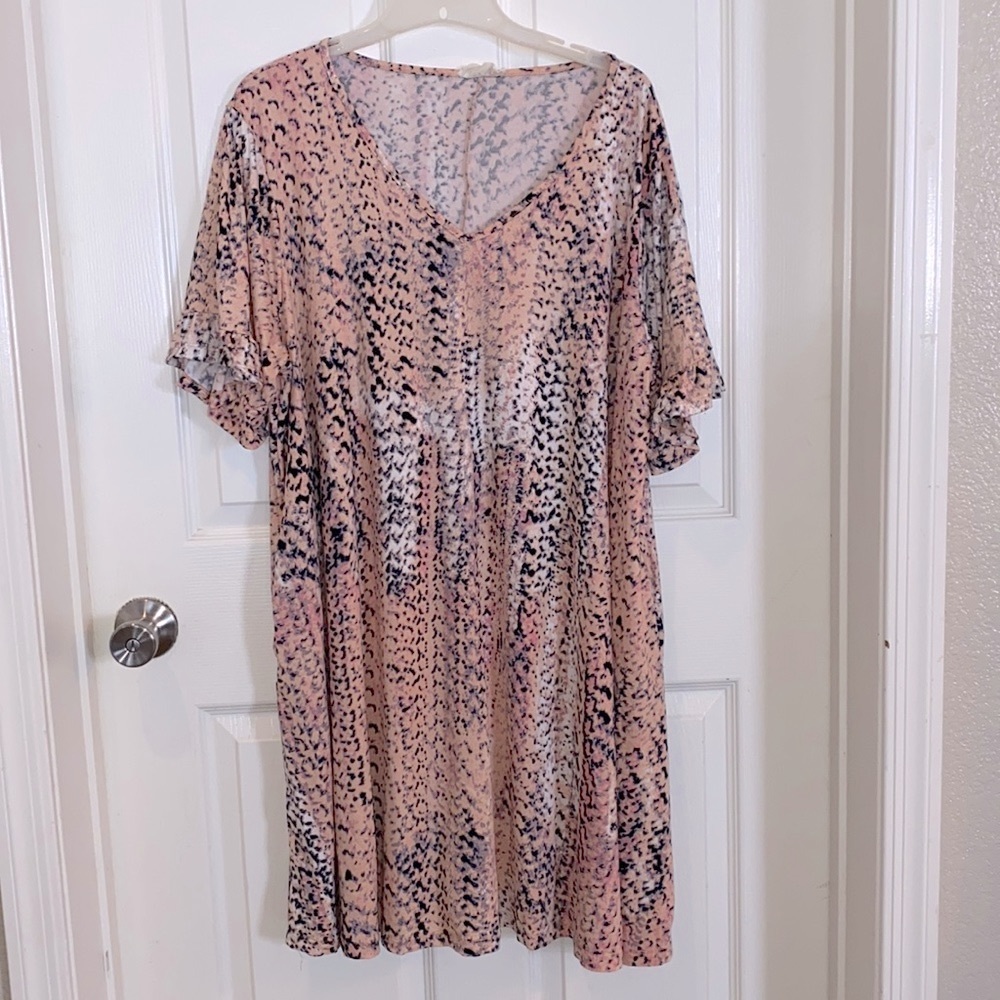 Super soft boutique dress with pockets